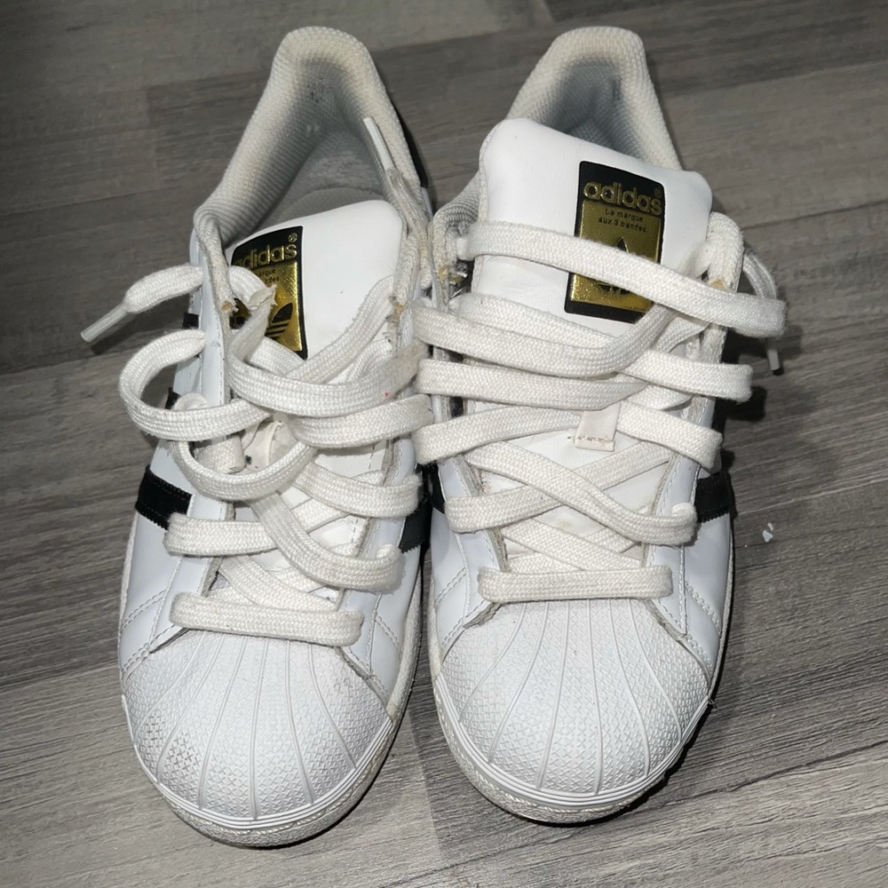 Adidas Superstar
